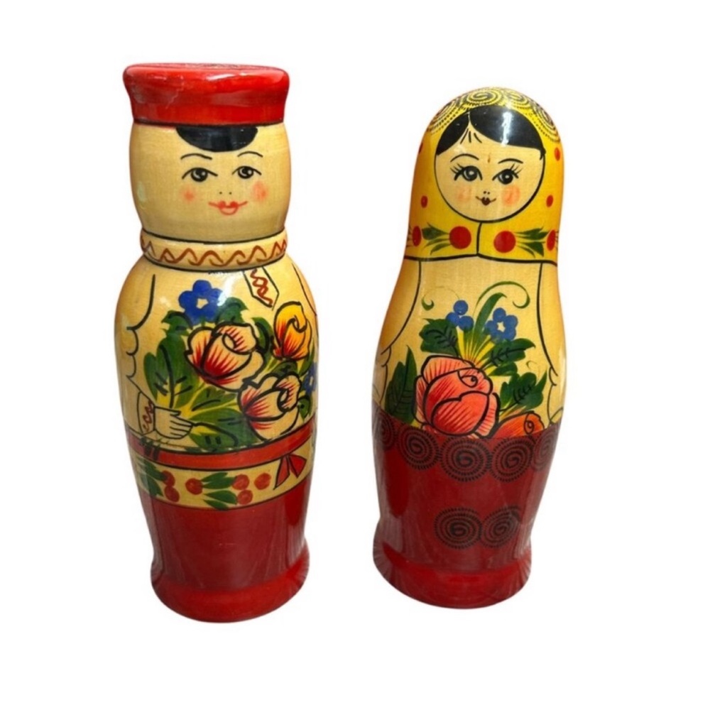 Russian Matryochka Doll Wood Salt and Pepper Shakers